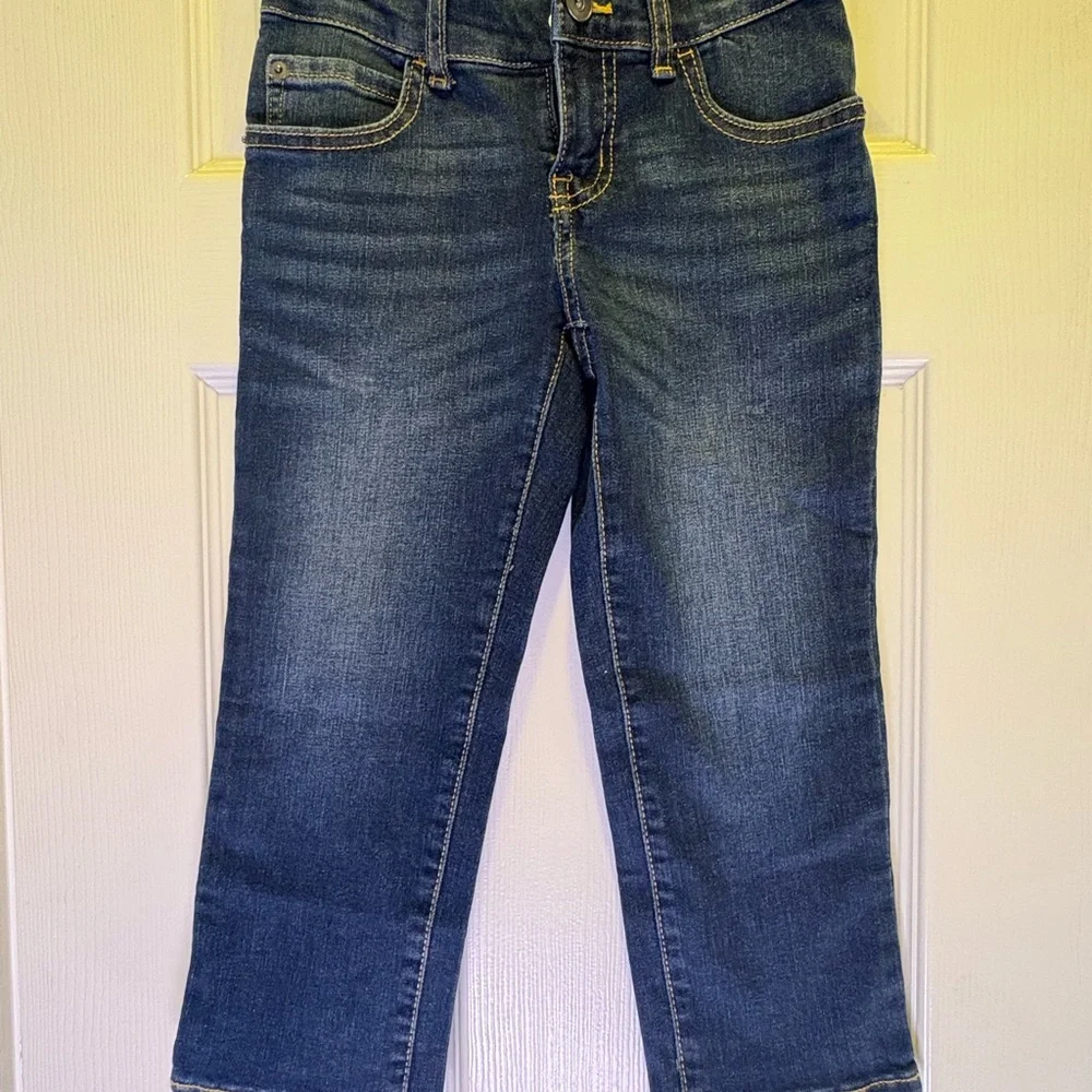 The Children’s Place boys Dark Blue Denim size 5Jeans new without tags‎